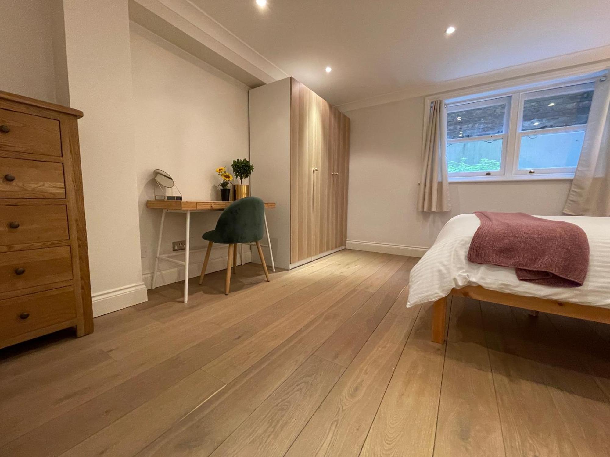 5 Bed House - Fancy - Sleep Up To 12 - Central Londra Exterior foto
