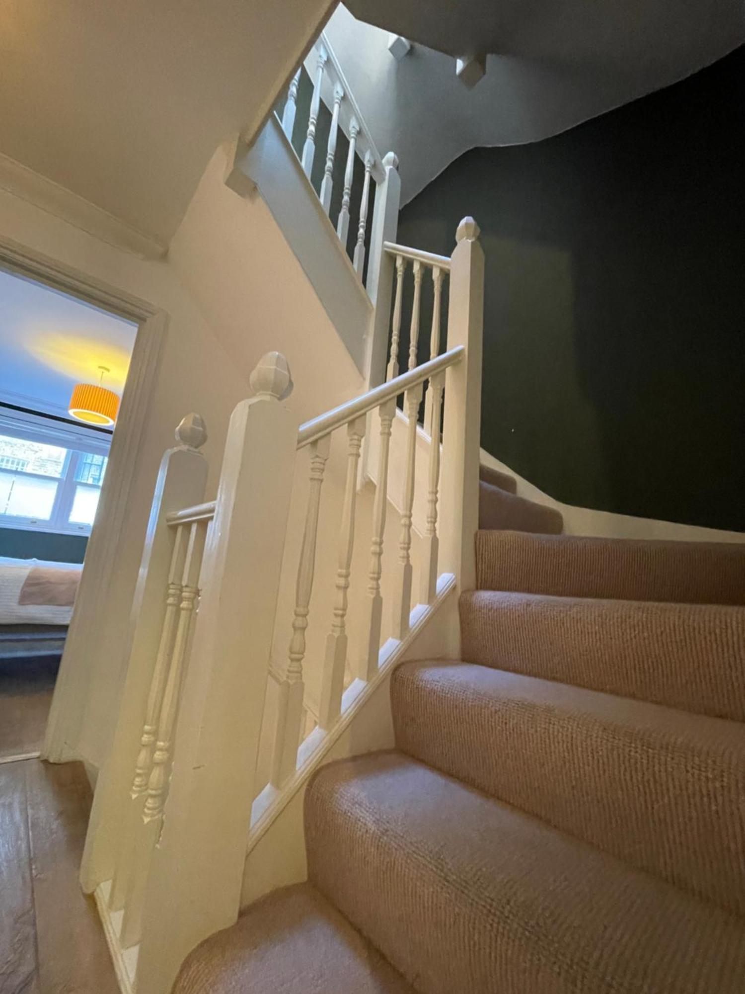 5 Bed House - Fancy - Sleep Up To 12 - Central Londra Exterior foto